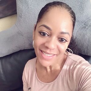 Meet your Posher, Rayeshah